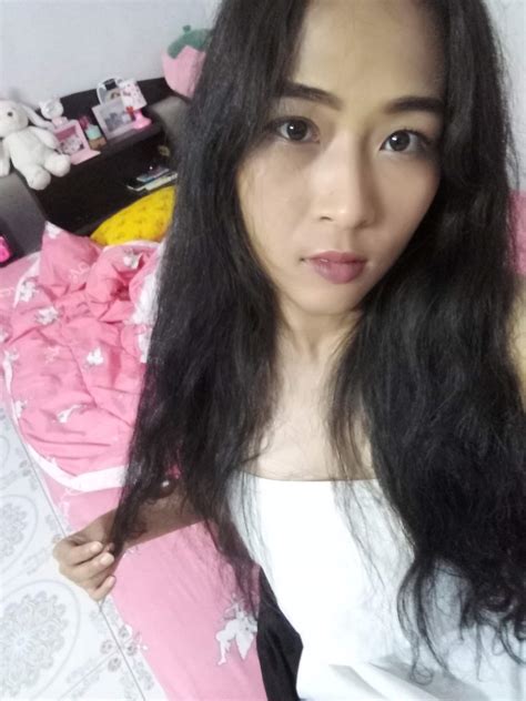 pornhud asian|Asian slut wants to get her hairy pussy pounded and licked.